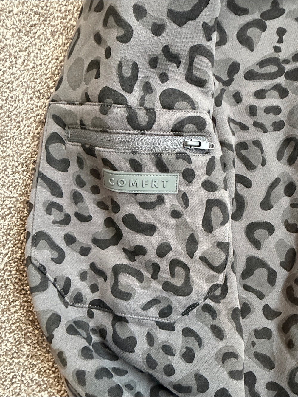 Comfrt Charcoal Leopard Print Airport Hoodie Sweatshirt - Picture 4 of 5